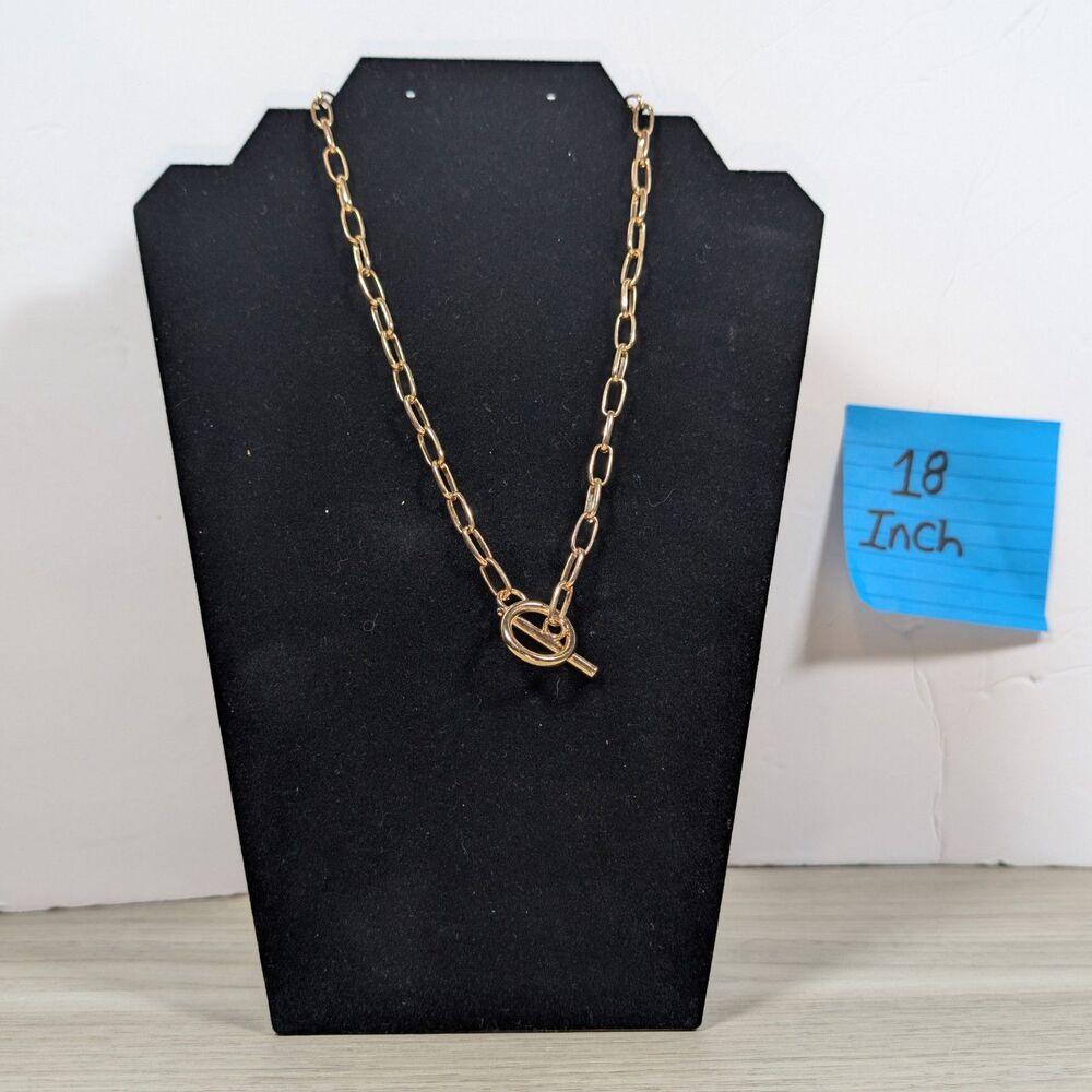 Gold Tone Paperclip Chain Toggle Necklace 18 Inch Minimalist Style